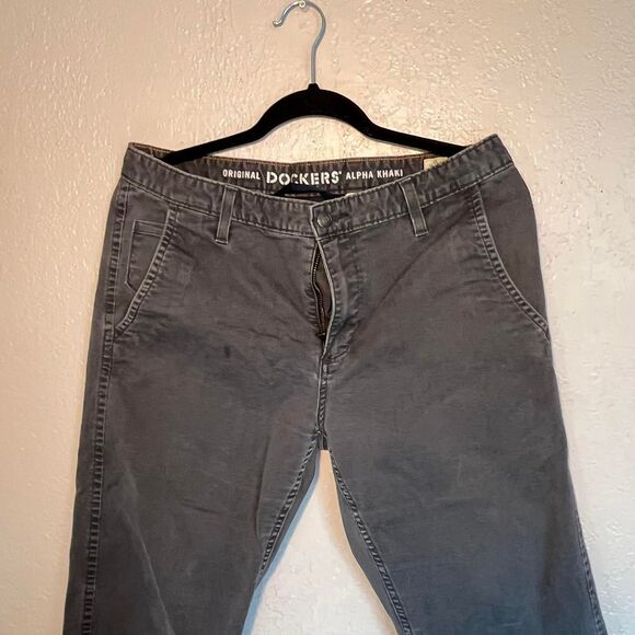 Dockers Men's Grey and Brown Jeans Original Alpha Khaki Size 32 - Picture 2 of 8